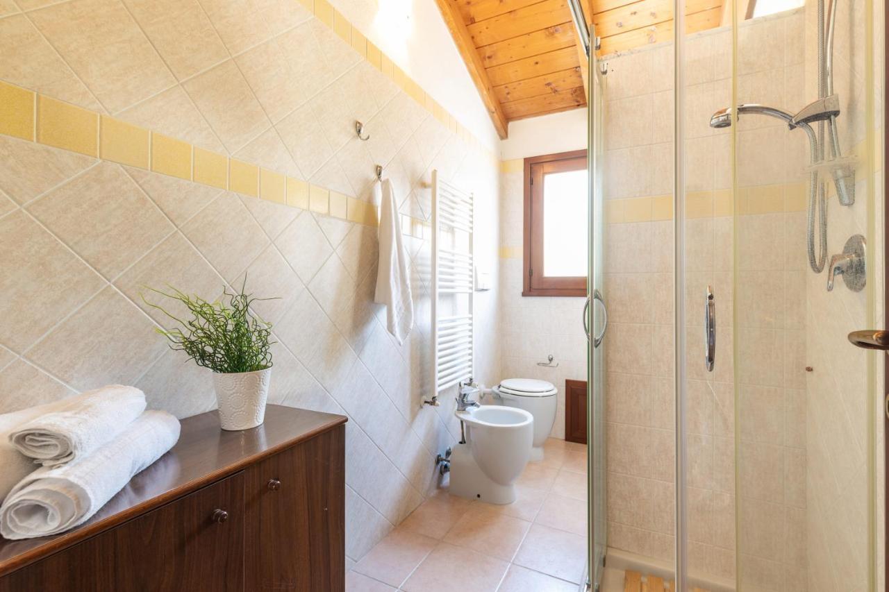 Casa Orfea Lejlighed Santa Maria Navarrese Eksteriør billede