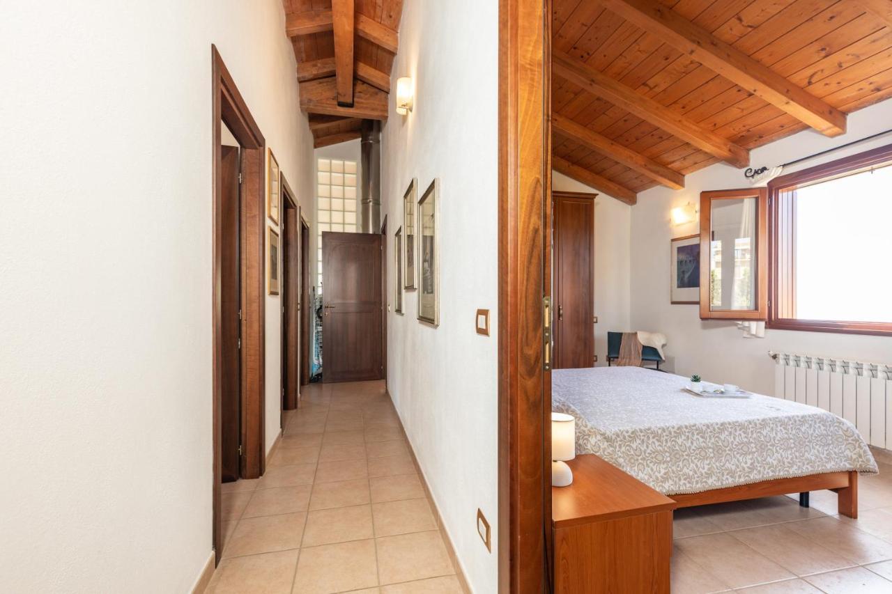 Casa Orfea Lejlighed Santa Maria Navarrese Eksteriør billede