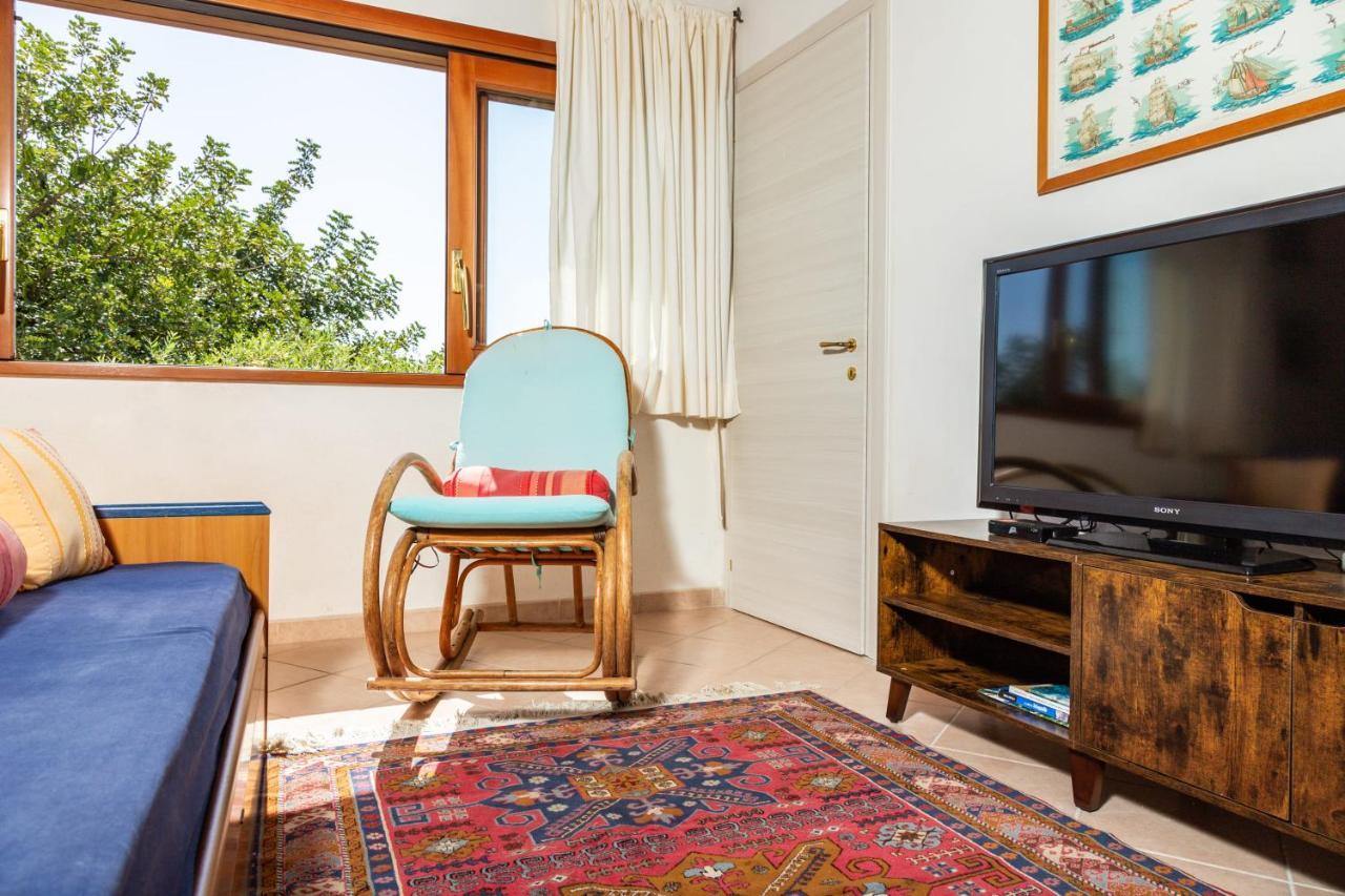 Casa Orfea Lejlighed Santa Maria Navarrese Eksteriør billede
